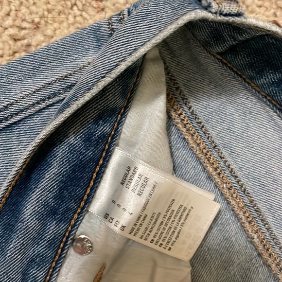 American Eagle Mom Jeans - Picture 4 of 7